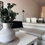 Apartment Near The Old Bridge