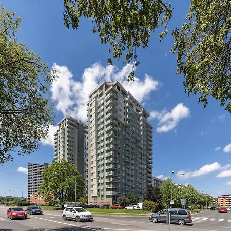 Near The Old Bridge Apartmán *