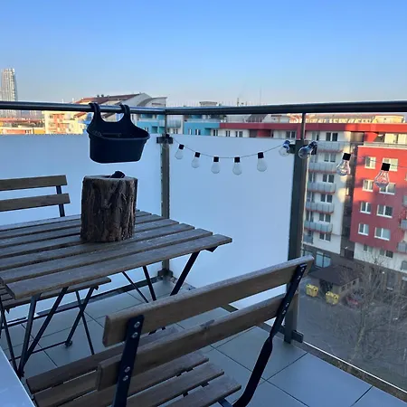 Near The Old Bridge Apartment