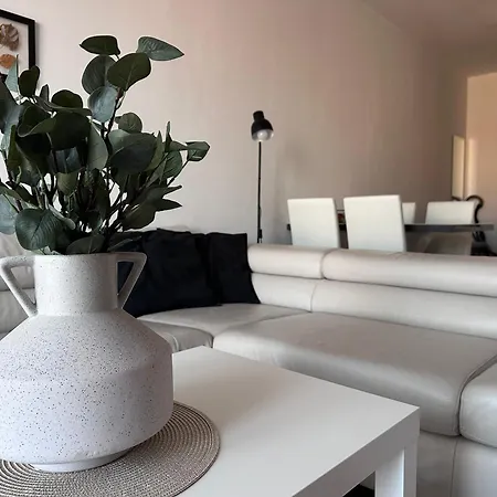 Apartment Near The Old Bridge