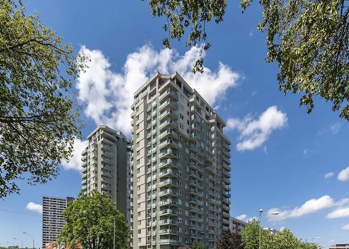 Near The Old Bridge Apartment *