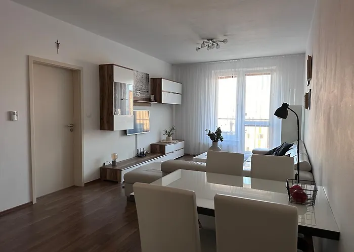 Apartment Near The Old Bridge Bratislava