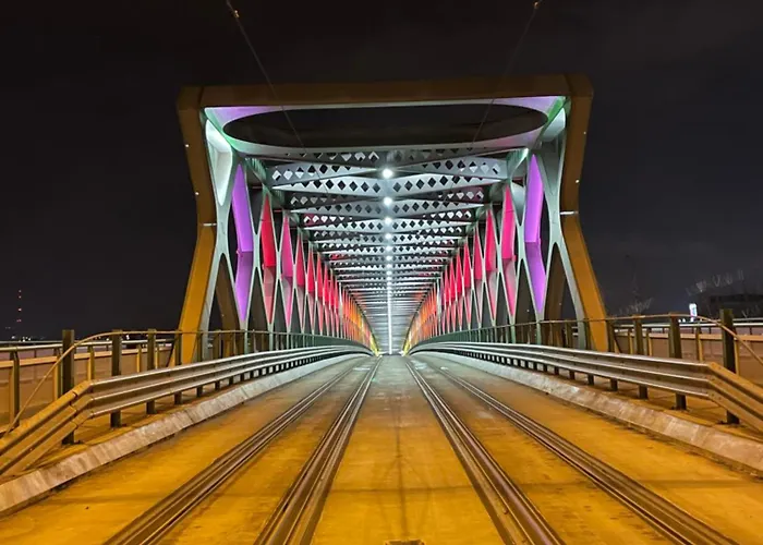 Near The Old Bridge براتسيلافا