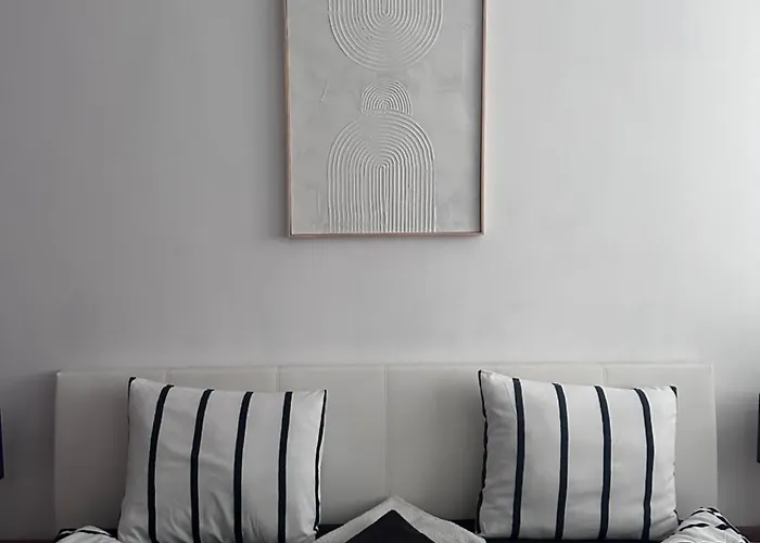 Near The Old Bridge شقة *