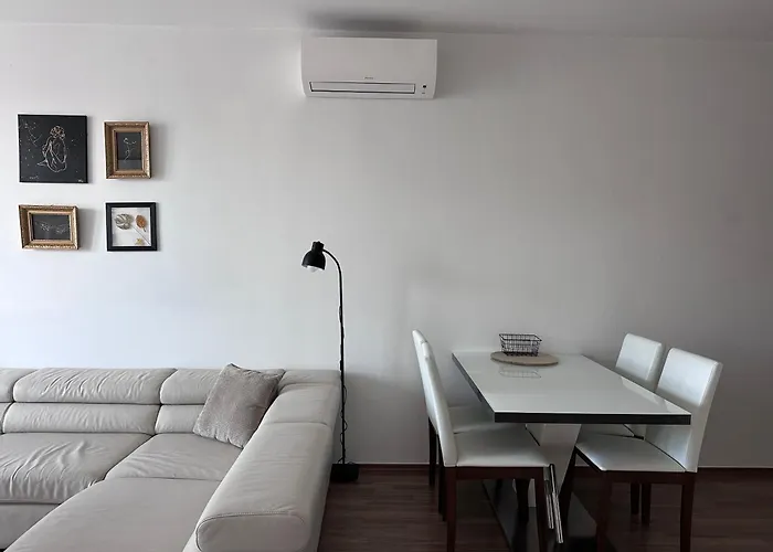 Near The Old Bridge Appartement